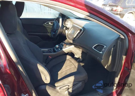 2016 Chrysler 200 Limited из США, поврежденный, VIN 1C3CCCABXGN127944